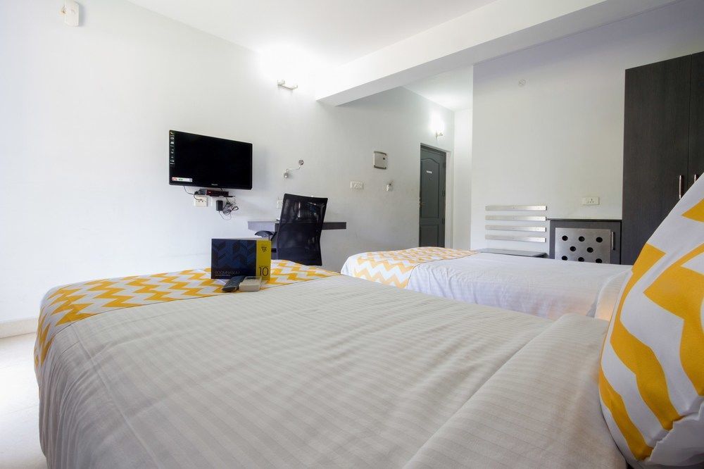 Fabhotel Stay Eeasy Thiruvanmiyur Madras Buitenkant foto