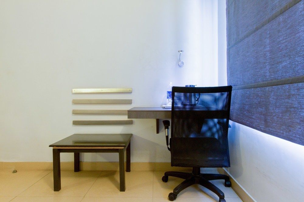 Fabhotel Stay Eeasy Thiruvanmiyur Madras Buitenkant foto
